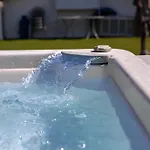 Luxury Val Di Monte شقة