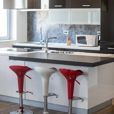 Luxury Val Di Monte Apartment *