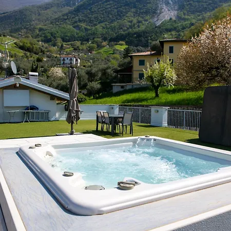 Luxury Val Di Monte Malcesine